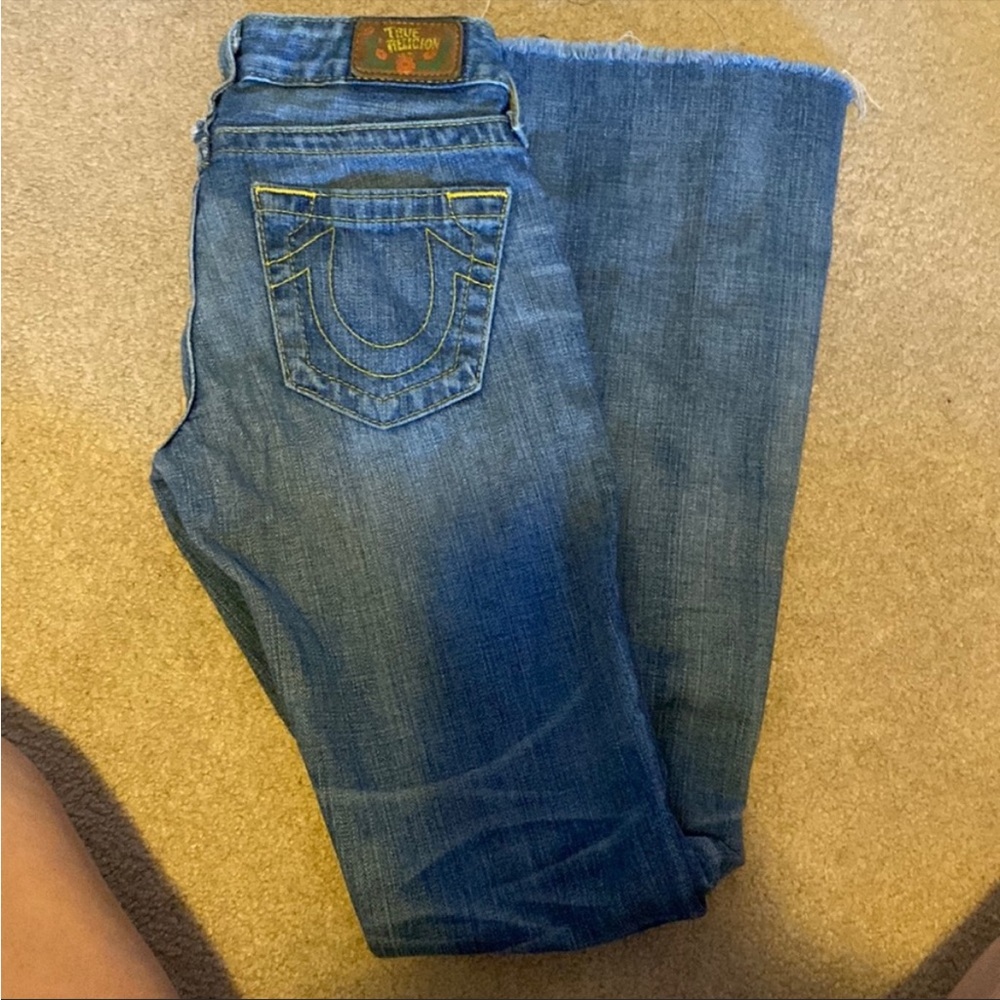Selling these True Religion jeans I recently bought.